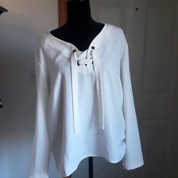 Tops - Lace up blouse